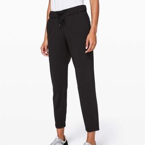 Lululemon On the Fly 7/8 Pant Black 6